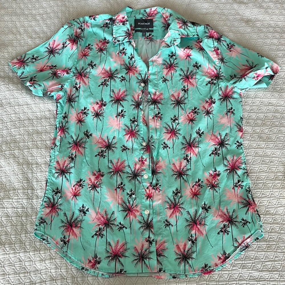 Bonobos button down short sleeve shirt.